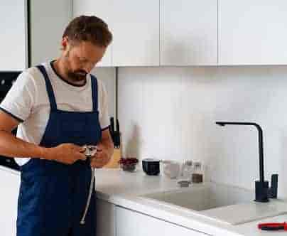 We are offering Expert Plumbing Services - hth.com